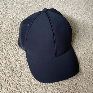 Women’s Lululemon one size adjustable baseball cap